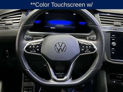Used 2023 Volkswagen Tiguan SE R-Line image 10
