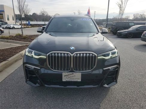 Used 2022 BMW X7 M50i w/ Executive Package image 2
