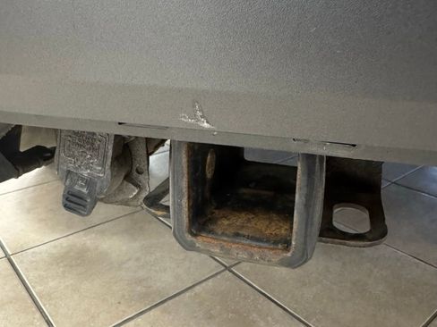 Used 2021 GMC Acadia AT4 w/ Trailering Package image 9