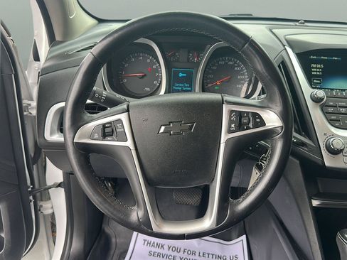 Used 2017 Chevrolet Equinox LT AWD/4WD image 14