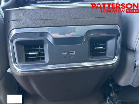 Used 2023 Chevrolet Silverado 1500 LTZ AWD/4WD image 23