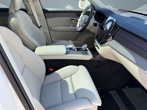 New 2026 Volvo XC90 B6 Ultra w/ Protection Package AWD/4WD image 30