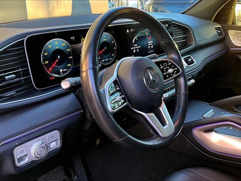 Used 2021 Mercedes-Benz GLS 450 4MATIC image 13