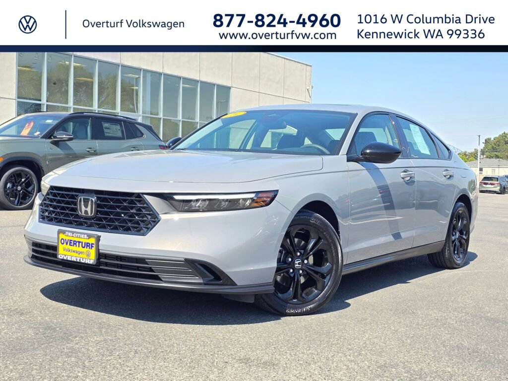 Used 2025 Honda Accord SE image 1