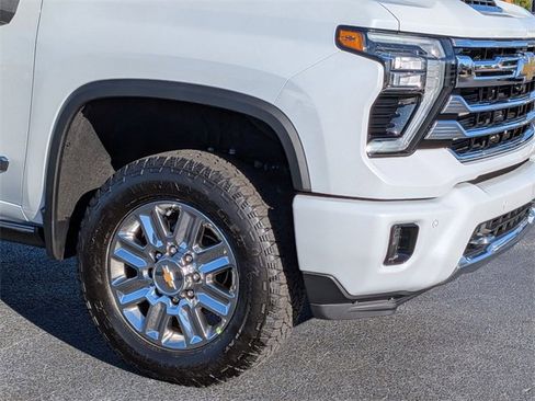 New 2026 Chevrolet Silverado 2500 High Country w/ High Country Premium Package image 9