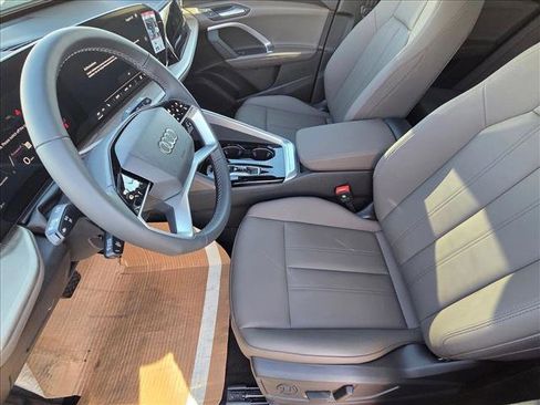 New 2025 Audi Q5 Premium AWD/4WD image 4