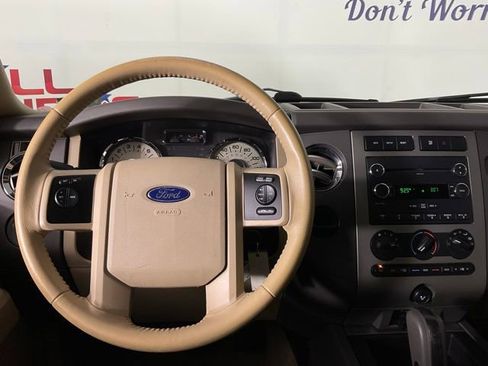 Used 2014 Ford Expedition XLT w/ Leather Seating Package image 17