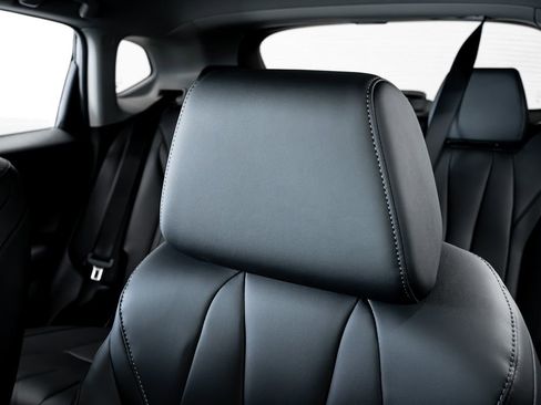 Certified 2025 Acura ADX FWD image 37