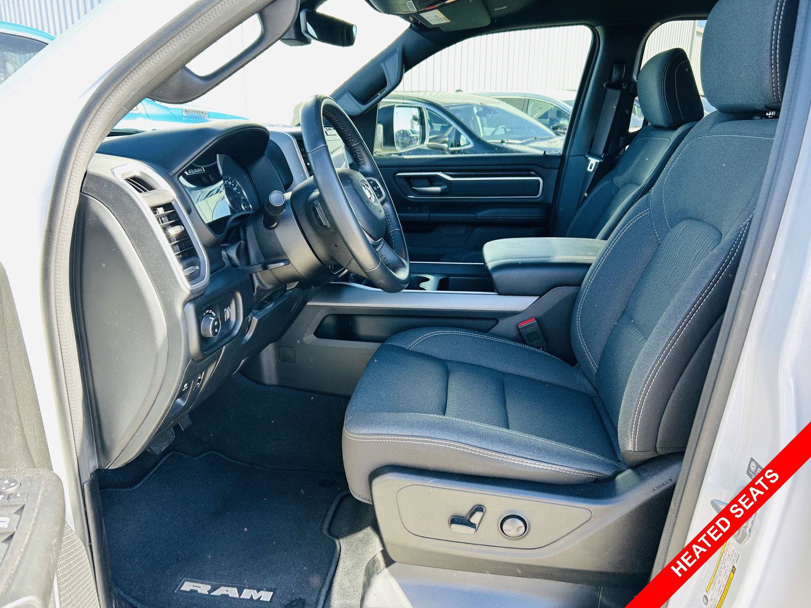 Used 2023 RAM 1500 Big Horn AWD/4WD image 3