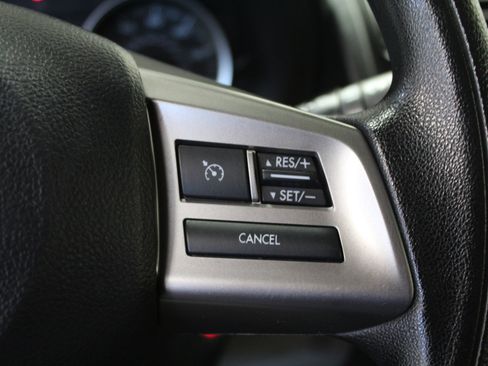 Used 2015 Subaru Forester 2.5i w/ Alloy Wheel Package image 9