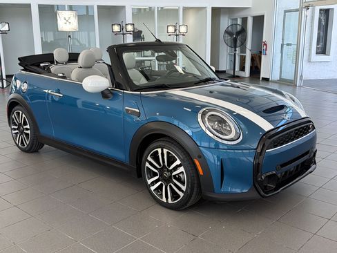 Certified 2024 MINI Cooper S FWD image 7