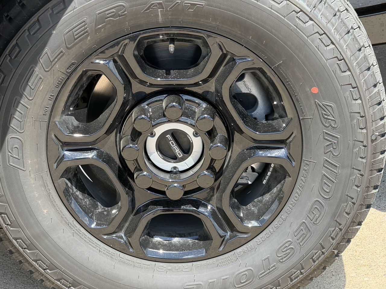 New 2026 Ford F250 XL w/ STX Appearance Package AWD/4WD image 8