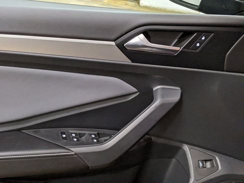 New 2026 Volkswagen Jetta SE image 10