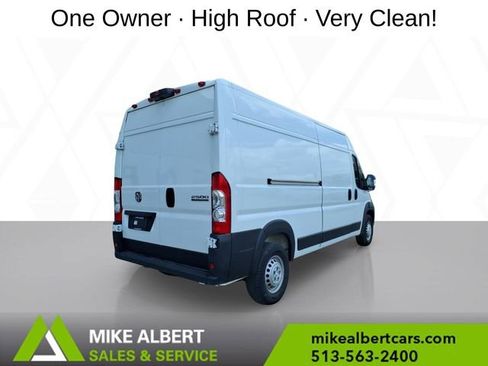 Used 2025 RAM ProMaster 2500 w/ Convenience Group FWD image 7