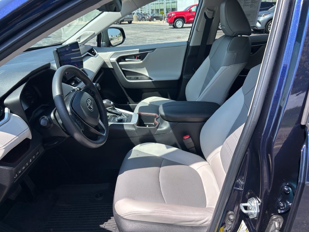 Certified 2023 Toyota RAV4 Limited AWD/4WD image 13