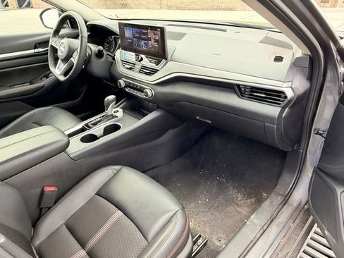 Used 2026 Nissan Altima 2.5 SR FWD image 13
