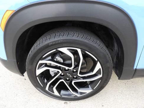 Used 2024 Chevrolet TrailBlazer RS w/ Convenience Package AWD/4WD image 12