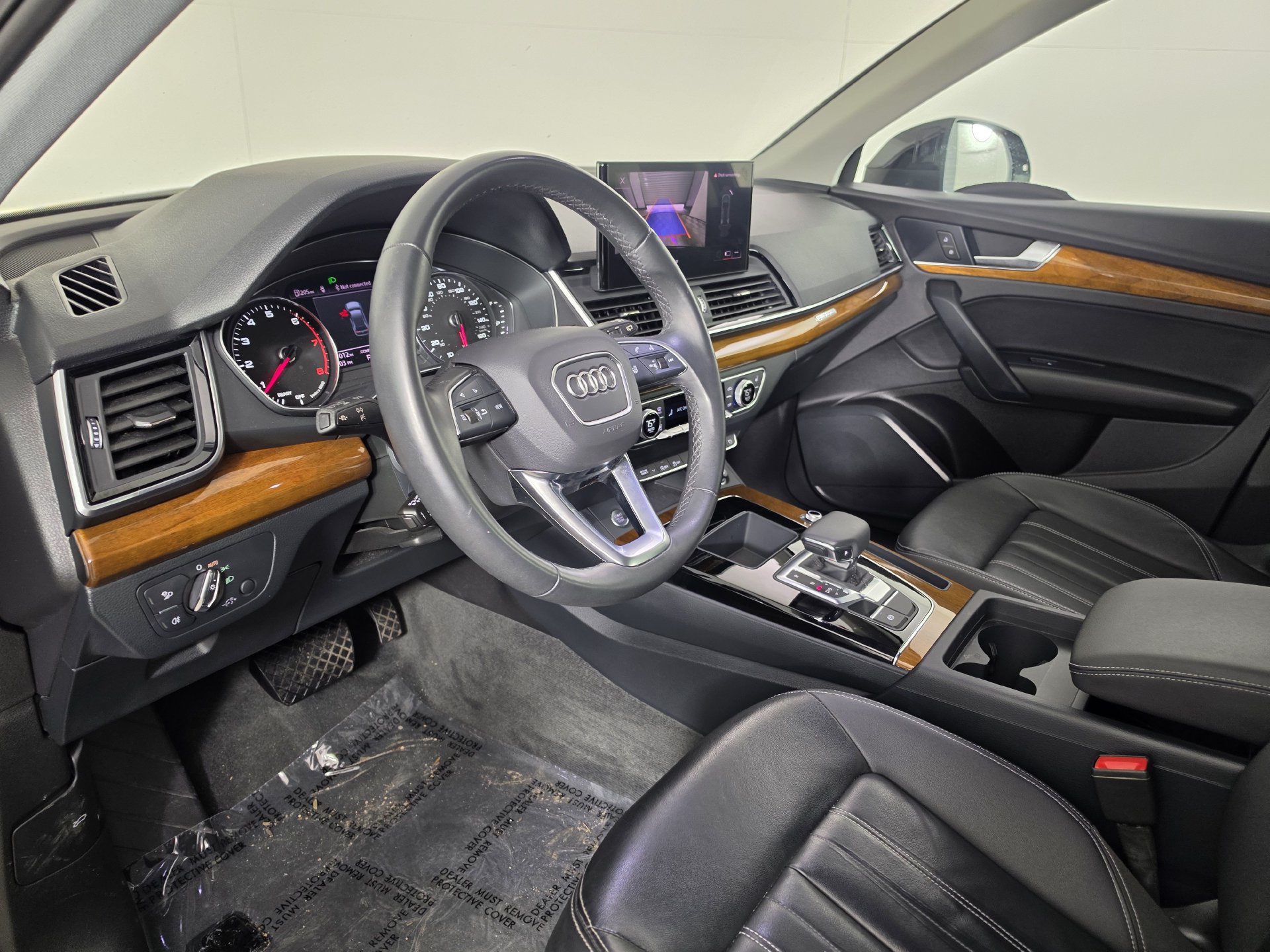 Used 2024 Audi Q5 2.0T Premium AWD/4WD image 2