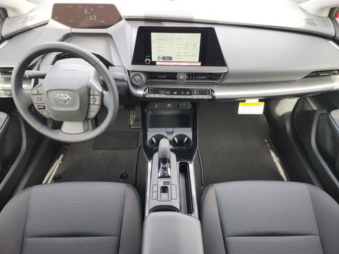 New 2027 Toyota Prius LE FWD image 24