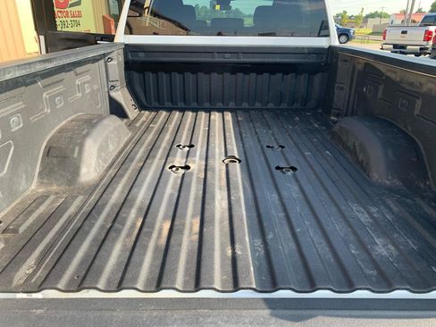 Used 2024 Chevrolet Silverado 2500 W/T AWD/4WD image 18