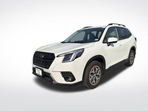 Used 2024 Subaru Forester Premium AWD/4WD image 7