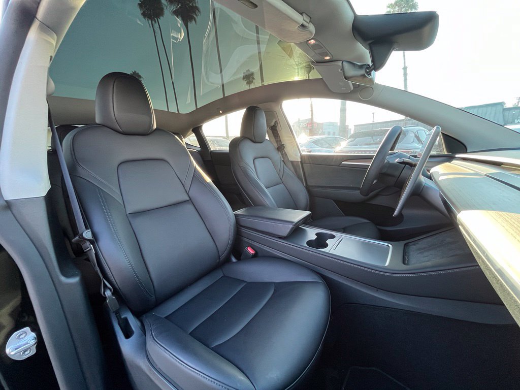 Used 2023 Tesla Model Y Performance AWD/4WD image 9