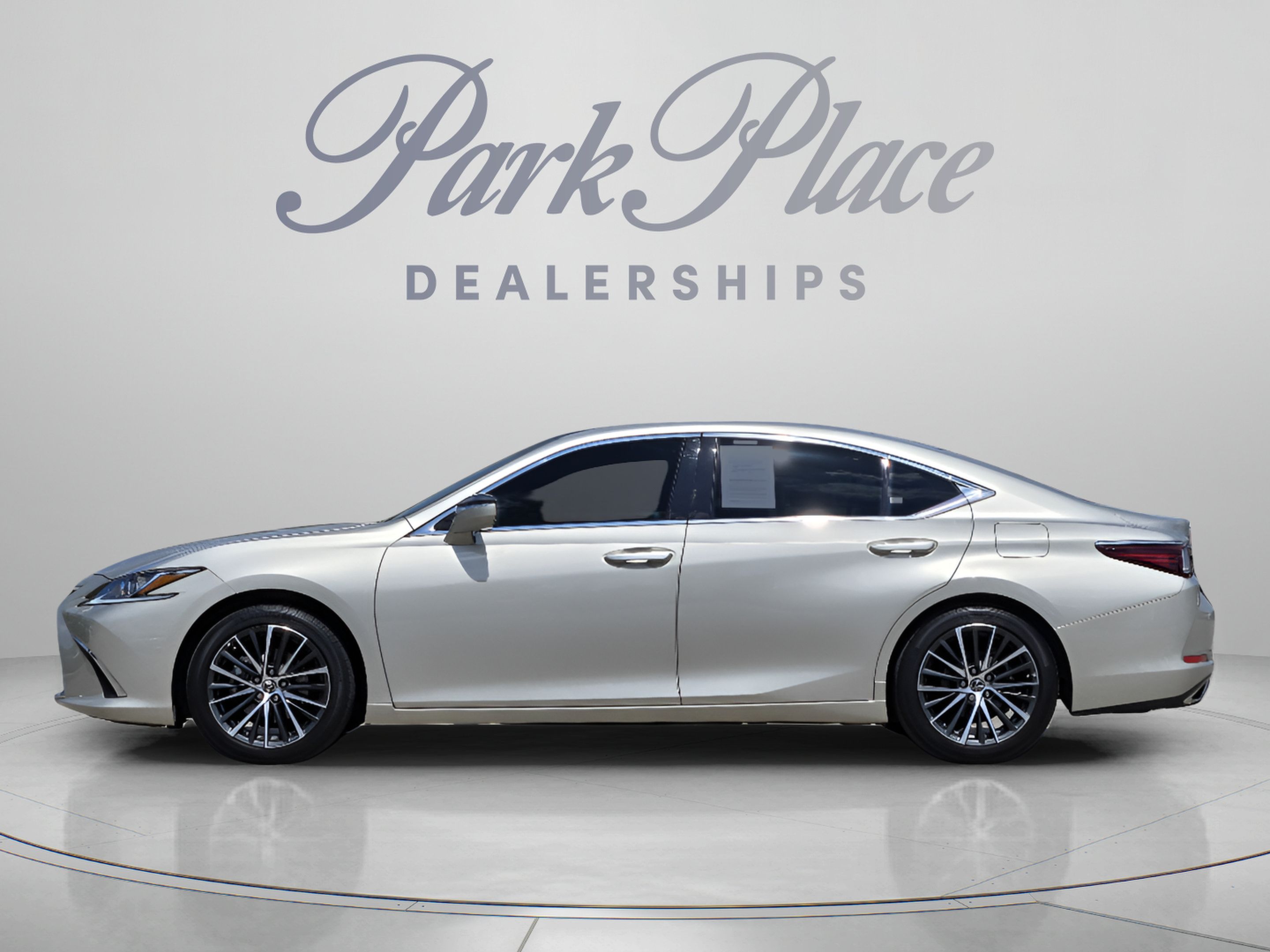 Certified 2025 Lexus ES 350 w/ Premium Package FWD image 2