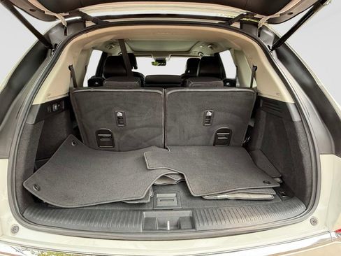 Certified 2025 Acura MDX SH-AWD w/ Technology Package image 8