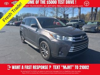 Used 2019 Toyota Highlander XLE video 1