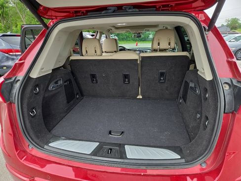 Used 2019 Buick Envision Essence FWD image 11