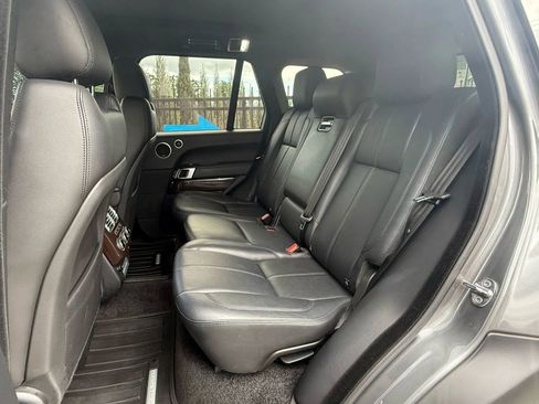 Used 2017 Land Rover Range Rover image 12