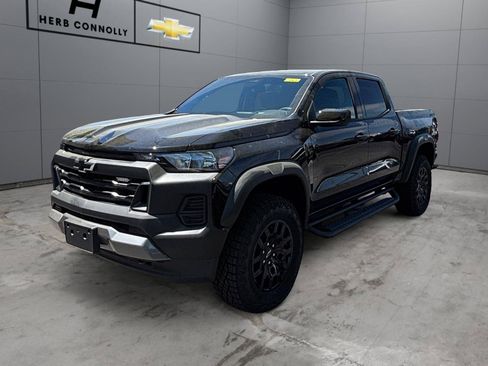New 2026 Chevrolet Colorado Trail Boss AWD/4WD image 1