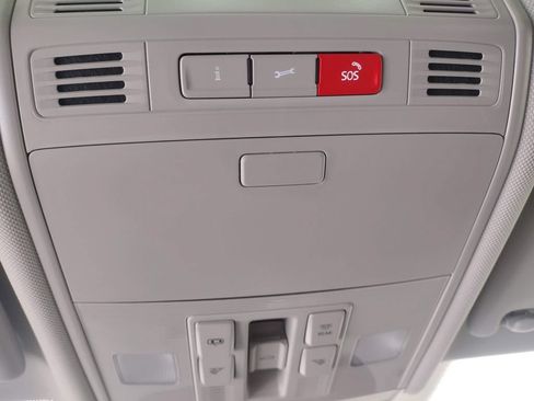 New 2026 Volkswagen Jetta SE FWD image 27