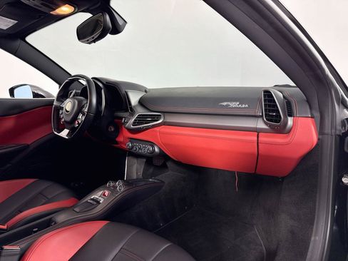 Used 2014 Ferrari 458 Italia Coupe RWD image 26