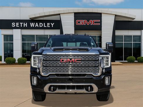Used 2023 GMC Sierra 2500 Denali w/ Denali Black Diamond Edition image 2