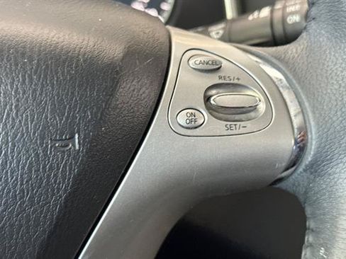 Used 2018 Nissan Murano SV FWD image 28