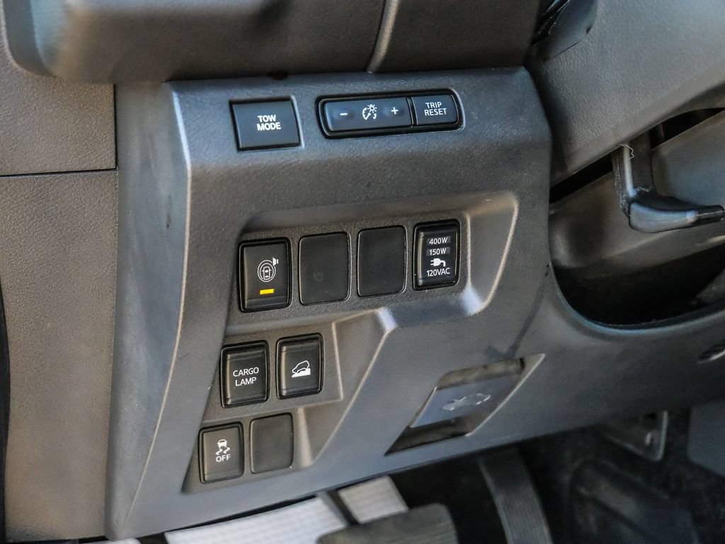 Used 2025 Nissan Frontier SV w/ SV Convenience Package AWD/4WD image 31