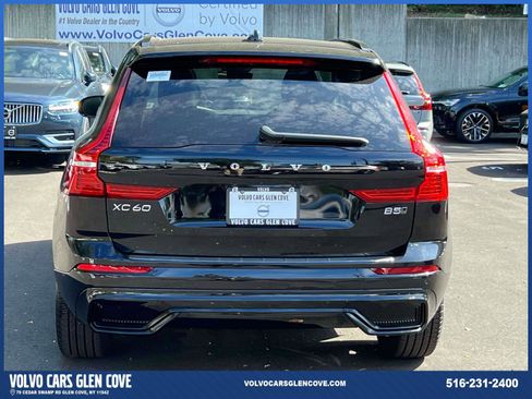 Used 2025 Volvo XC60 B5 Core w/ Protection Package Premier image 6