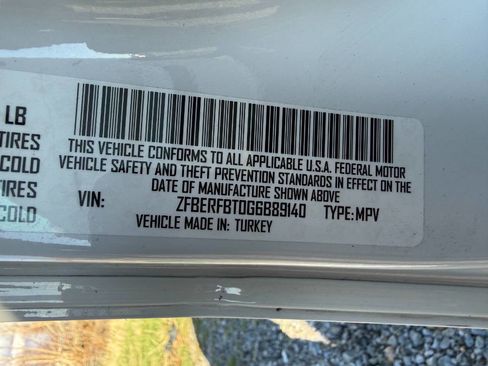 Used 2016 RAM ProMaster City Tradesman SLT w/ Rear Back-up Camera Group image 37