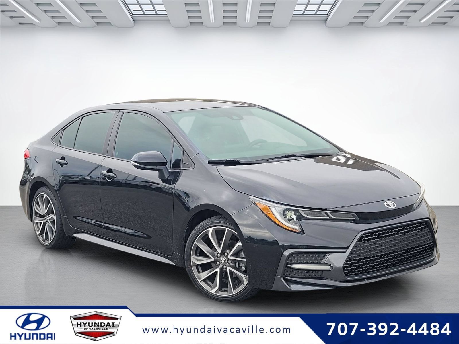 Used 2022 Toyota Corolla SE FWD image 1