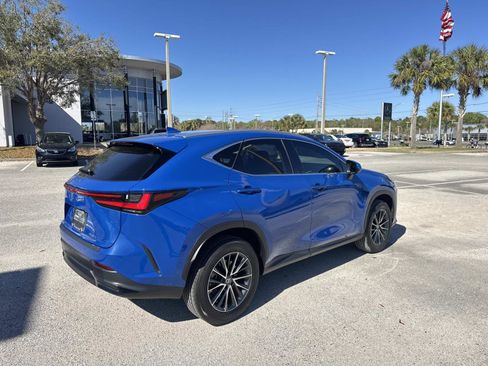 Used 2025 Lexus NX 250 FWD w/ Premium Package image 3