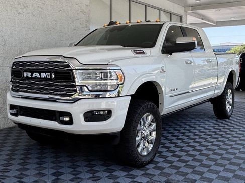 Used 2019 RAM 2500 Limited image 1
