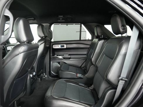 Used 2020 Ford Explorer Limited image 40