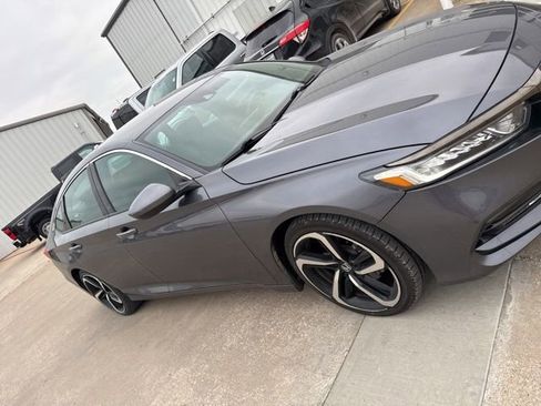 Used 2020 Honda Accord Sport image 6
