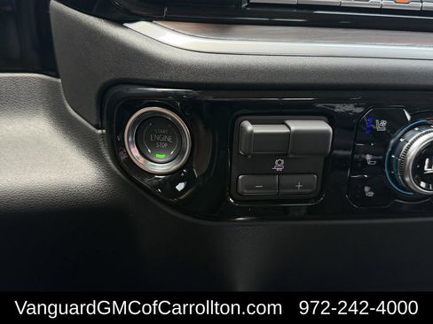 New 2026 GMC Sierra 1500 SLT AWD/4WD image 17