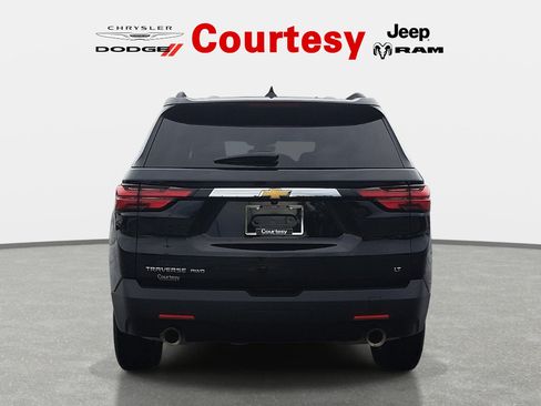 Used 2023 Chevrolet Traverse LT AWD/4WD image 4