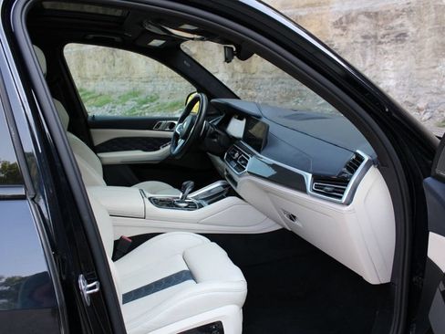 Used 2021 BMW X5 M w/ Competition Package AWD/4WD image 31