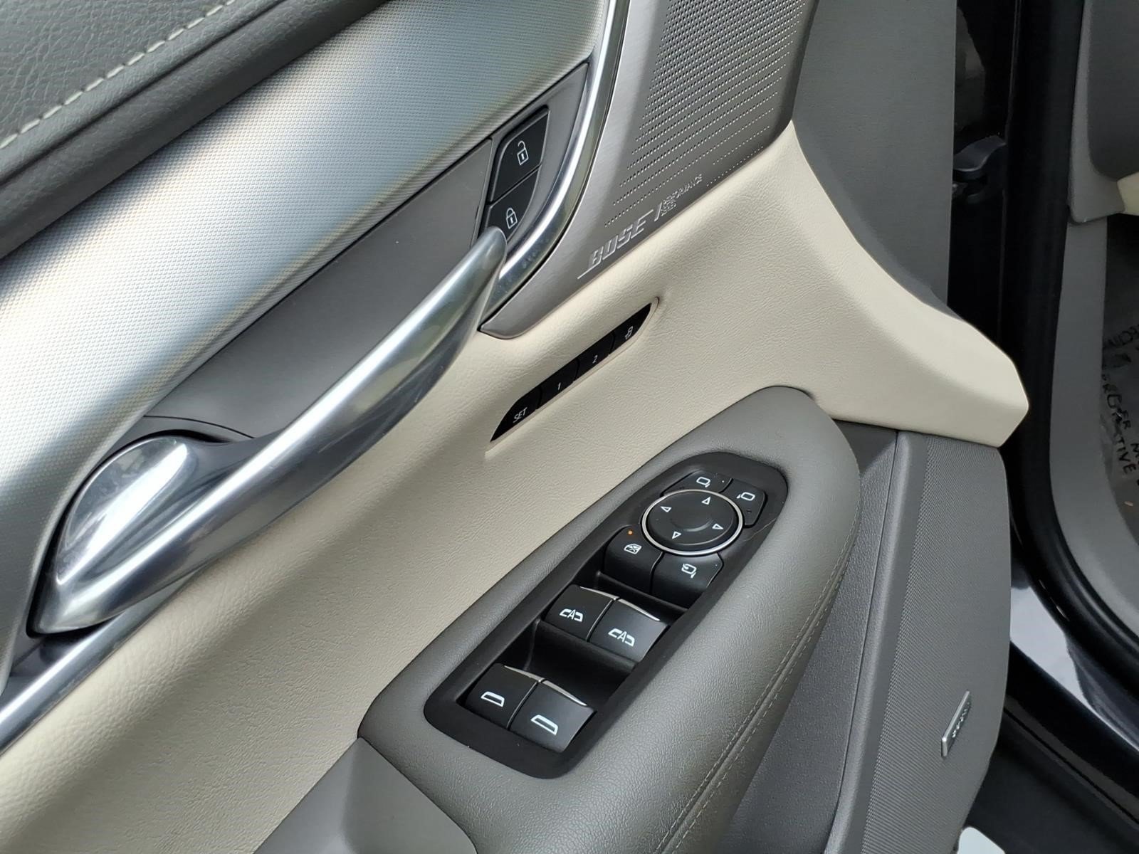 Used 2020 Cadillac XT5 Premium Luxury AWD/4WD image 12