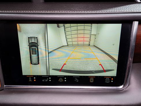 Used 2024 GMC Yukon Denali Ultimate image 23