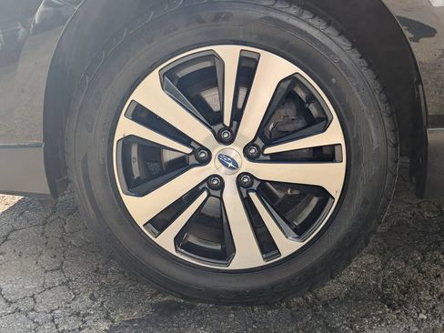 Used 2019 Subaru Outback 2.5i Limited AWD/4WD image 13